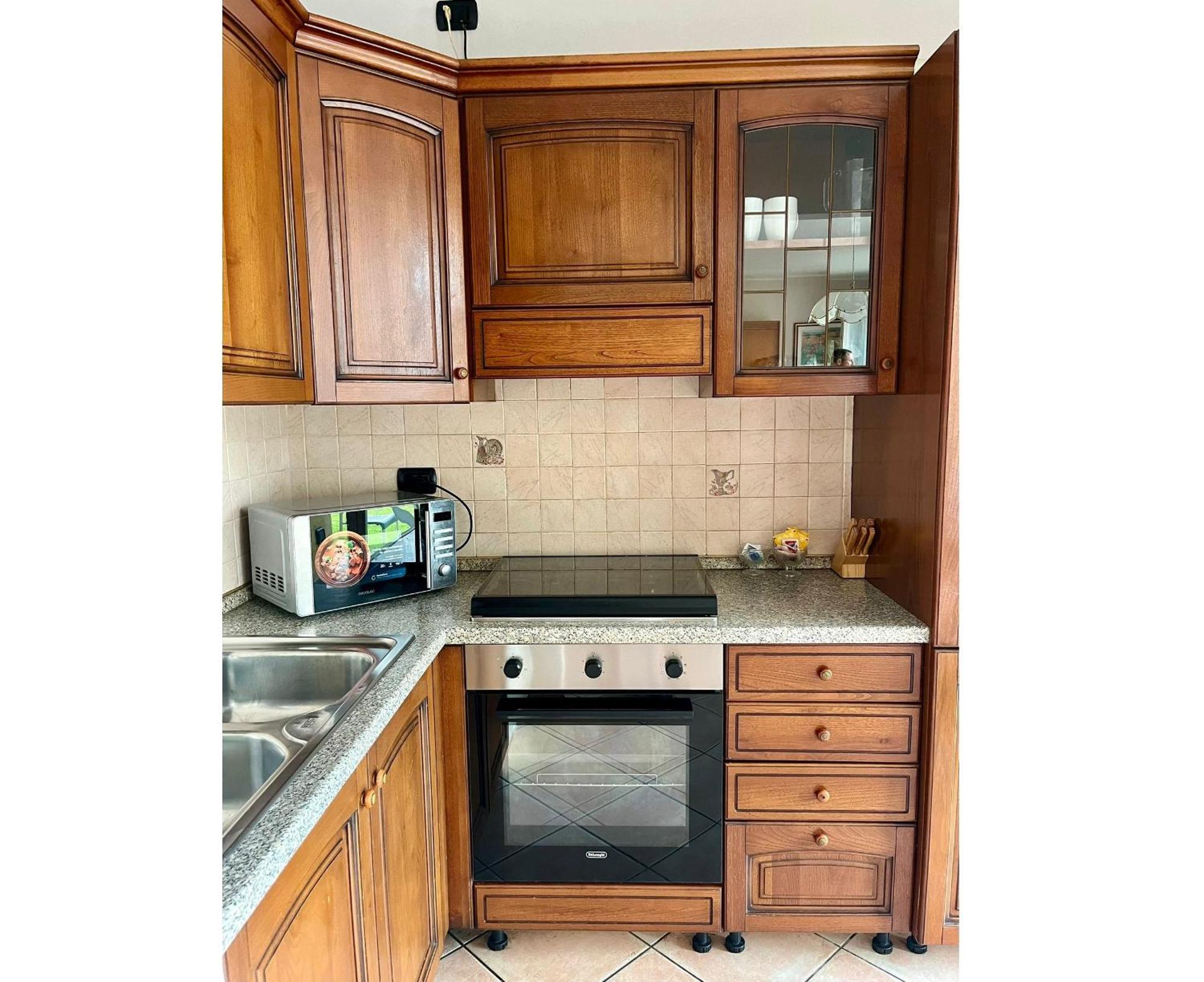Apartment With Garden And Garage Dongo - Larihome A28 Bagian luar foto